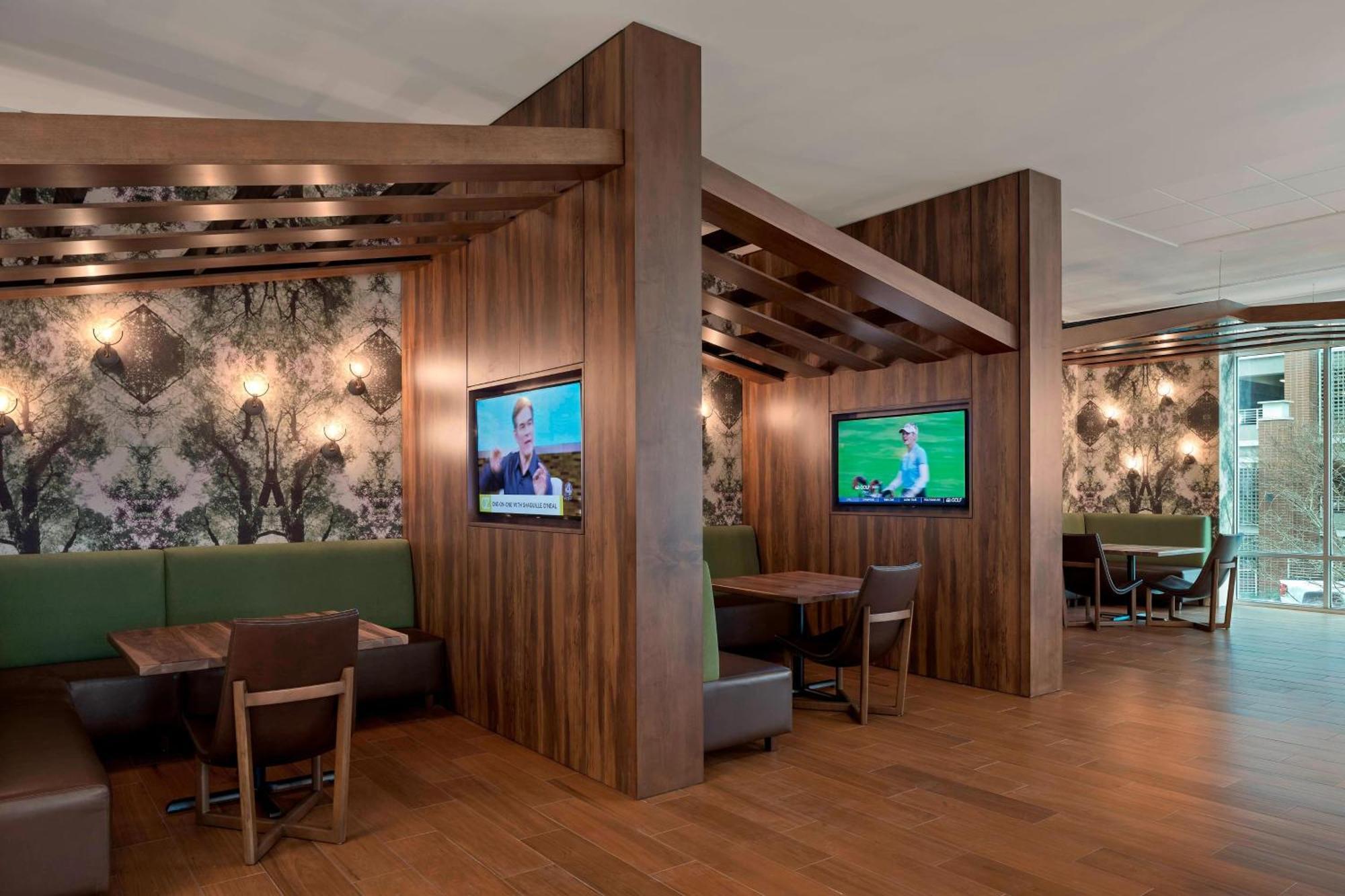 Springhill Suites By Marriott Greenville Downtown Exterior photo